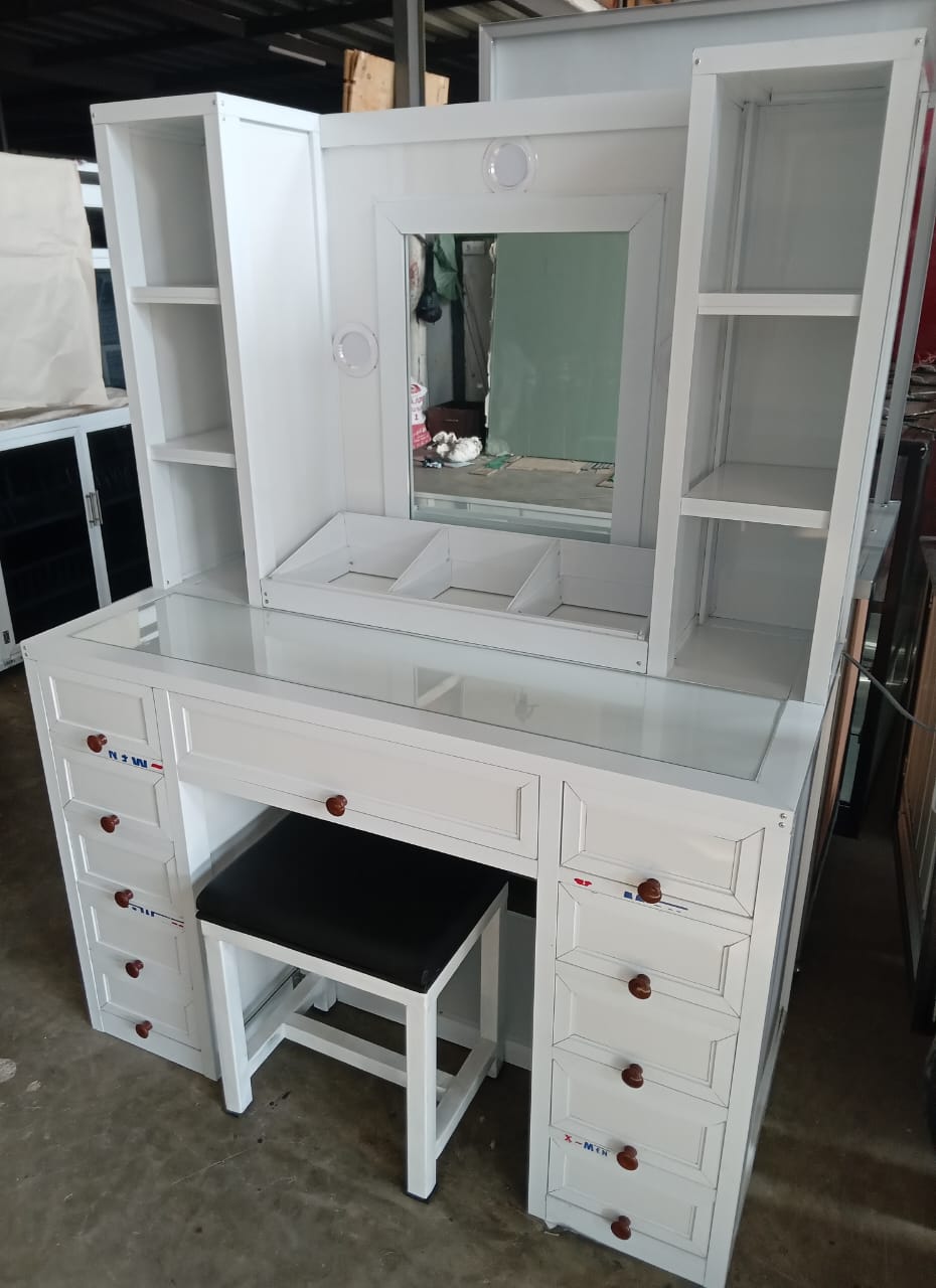 Lemari, meja rias, display & segala bentuk